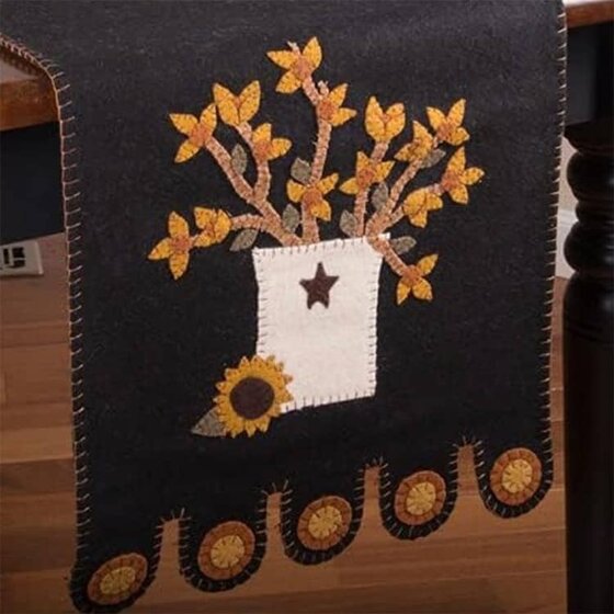 Bitter Sweet Crock Black Table Runner
