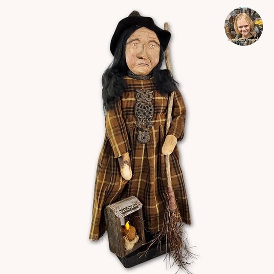 Witch with Owl Decoration & Halloween Lantern - Clay Face