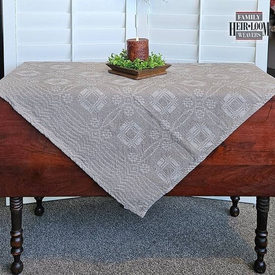 Whig Rose Linen Twill Table Square - Large