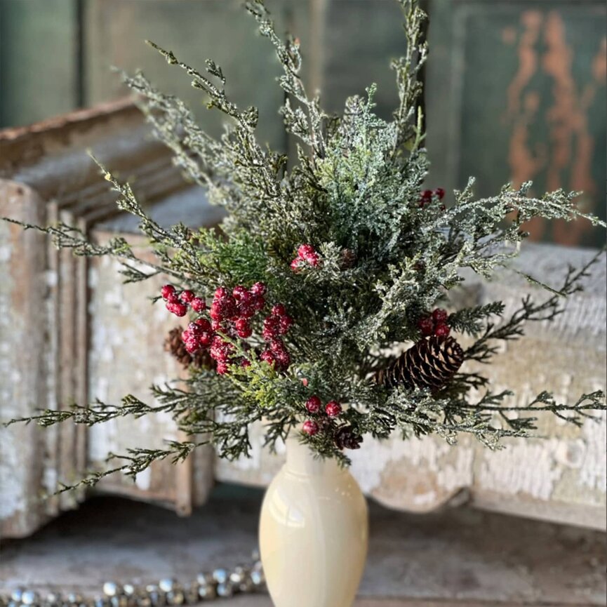 Divinity Berry Cedar Pick - 18"