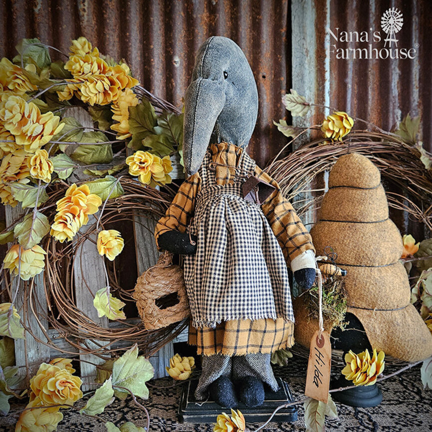 Hilda Girl Crow Mustard Plaid Dress with Bee Skep - 16.5"