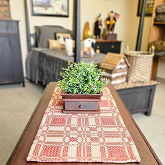 Cambridge Red Tan Short Runner