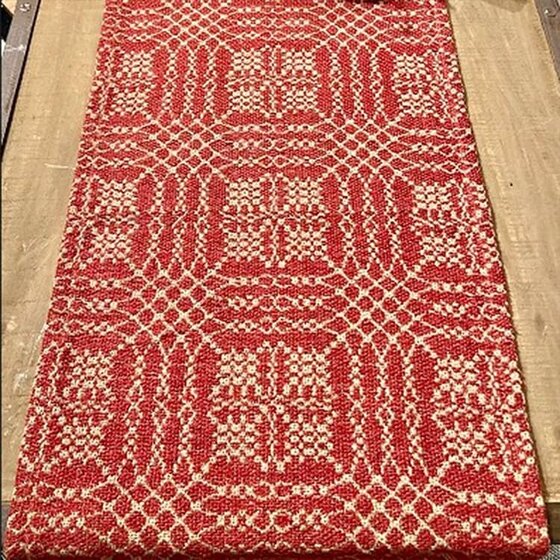 Nantucket Red Tan Short Runner