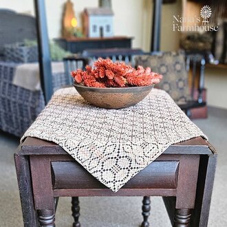 Smithfield Black Rust Linen Table Square - 34"
