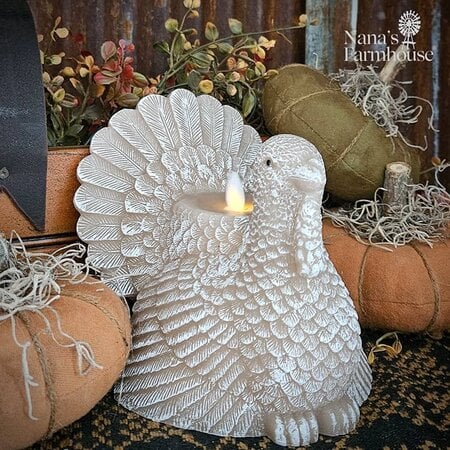 Turkey Shaped Moving Flame LED Candle  - 6"