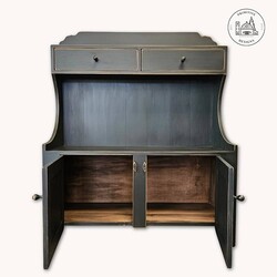 Water Bench, Black - 43" x 52" x 16"