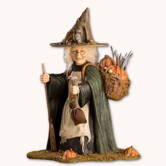 Woodsy Wrenna Witch