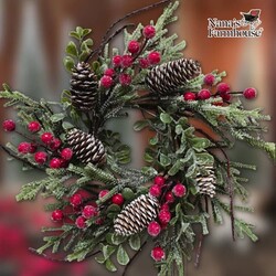 Crimson Berry & Pine Candle Ring - 4.5"