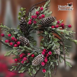 Crimson Berry & Pine Candle Ring - 4.5"