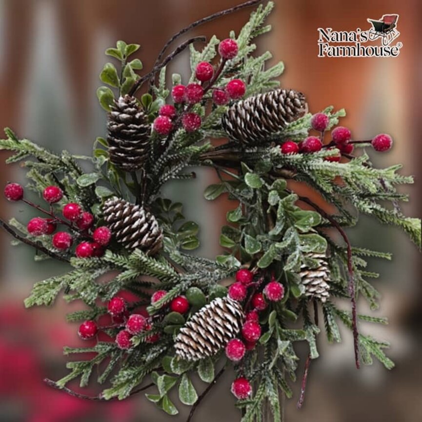 Crimson Berry & Pine Candle Ring - 4.5"