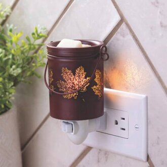 Fall Leaves Pluggable Warmer