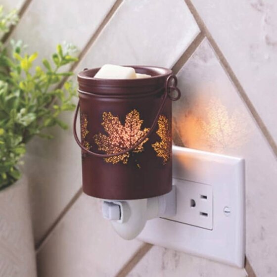 Fall Leaves Pluggable Warmer