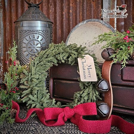 Paradise Valley Seeded Strawberry Bow Wool Felt Wreath