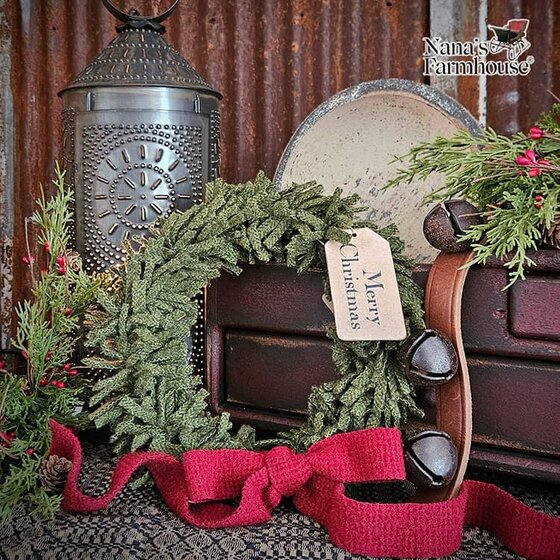 Paradise Valley Seeded Strawberry Bow Wool Felt Wreath