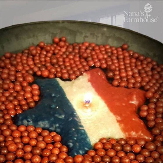 Olde Glory Floating Star Candle - Large