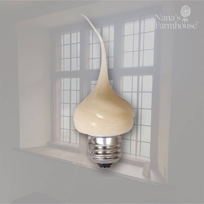 Warm Silicone Bulb Non-Flicker with Large Base 7.5 Watt