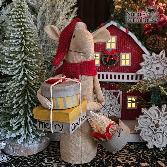 Christmas Mouse with Presents