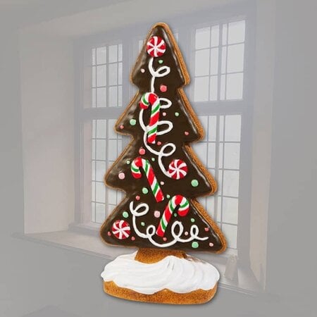 Chocolate Frosted Gingerbread Tree
