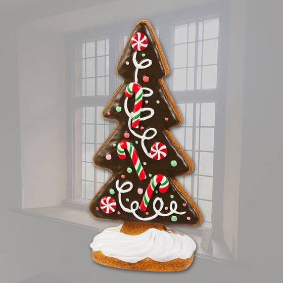 Chocolate Frosted Gingerbread Tree