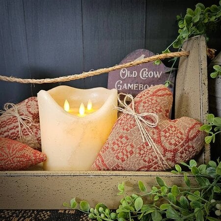 Saratoga Coverlet Heart Red and Tan - 9"