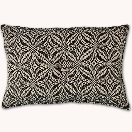 Windmill Coverlet Pillow Black Cream