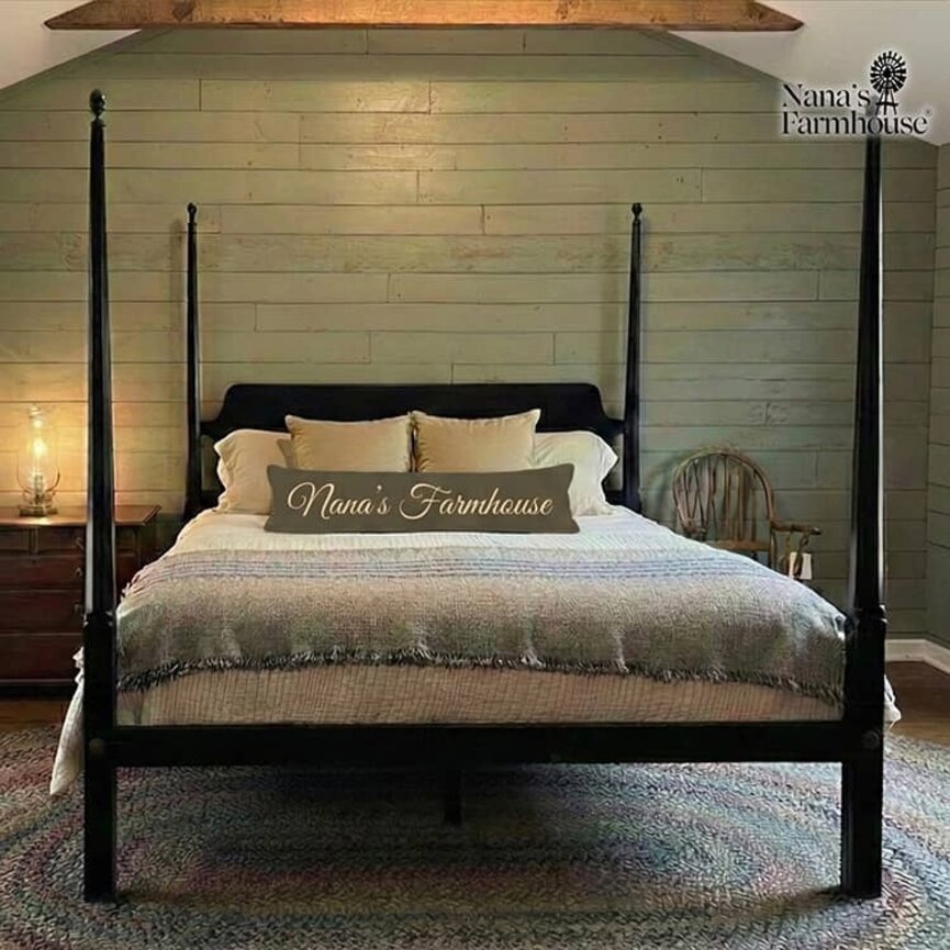 Lawrence Crouse Sheraton Bed with Canopy