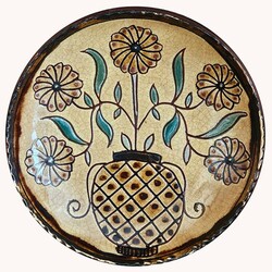 Smith Redware Round Vase with Vines & 5 Flowers Round Plate - 6.5"