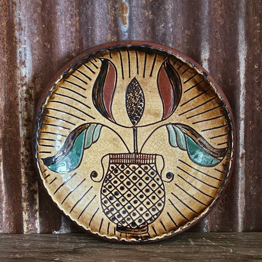 Smith Redware Vase with Flowers Round Plate - 6.5"