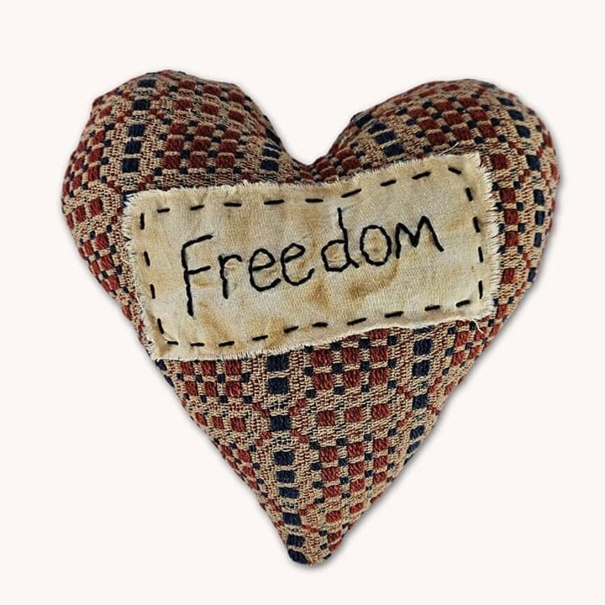 Freedom Coverlet & Muslin Heart - 7" x 7.5"