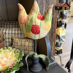 Tulip On Tall Stand Floral Print - 11.5"