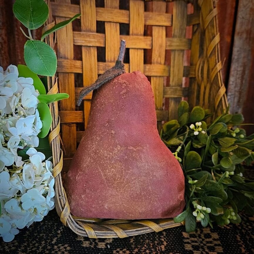 Primitive Pear Cranberry with Cinnamon - 7.5"