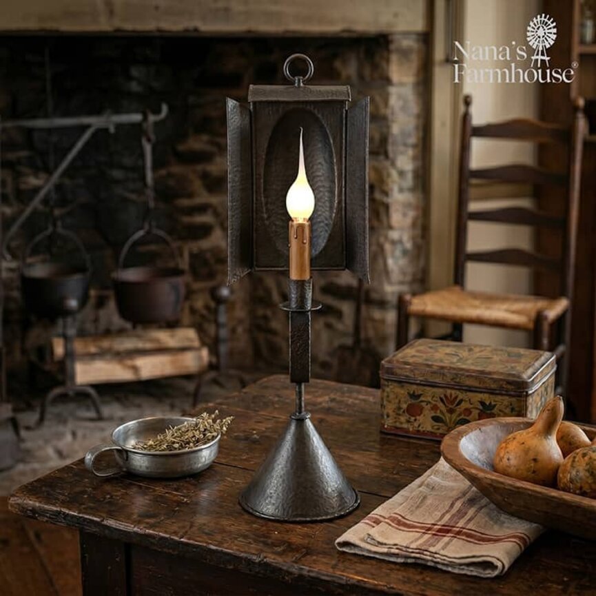 Hobart Table Lamp - 21"