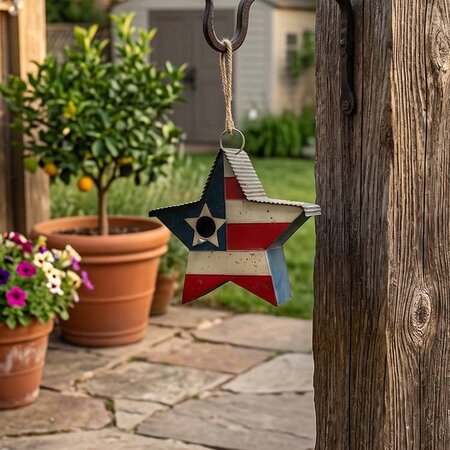 Patriotic Star Birdhouse - 12"