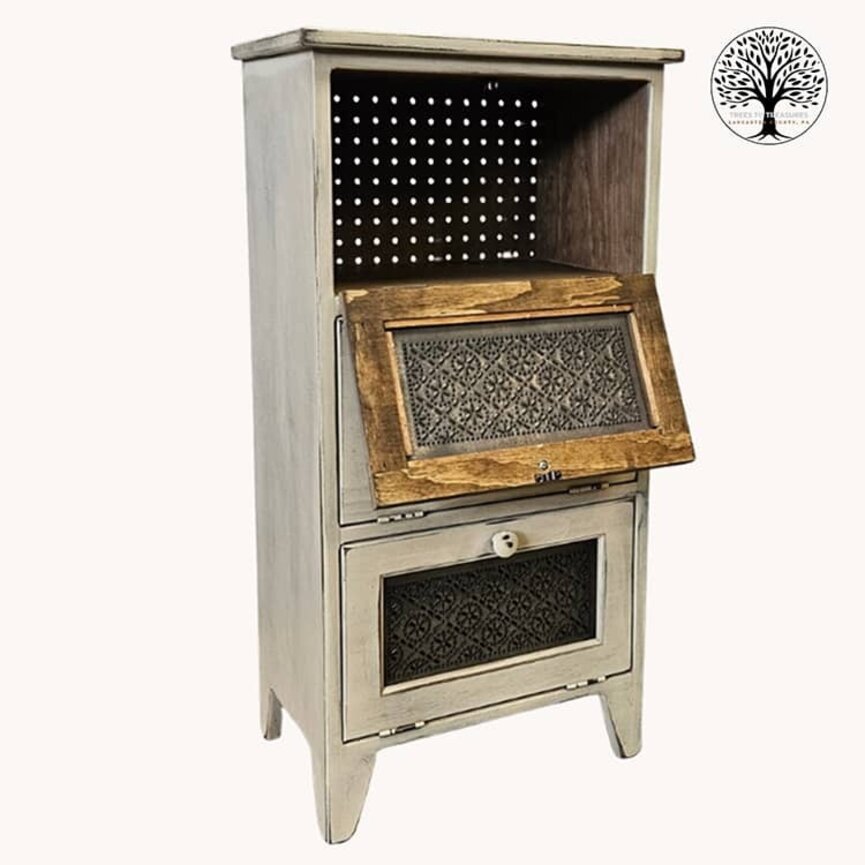 Veggie Bin Three Door Old Mill Insert Buttermilk - 34.5"