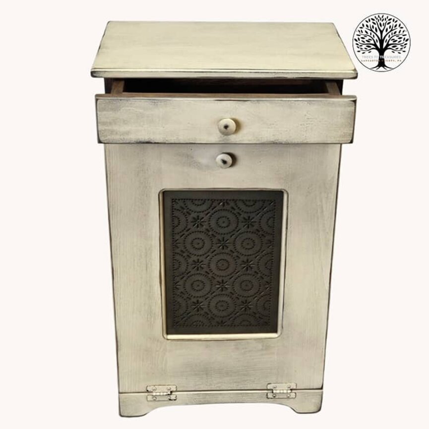 Tilt Trash Bin Buttermilk Old Mill Insert - 32" x 19"