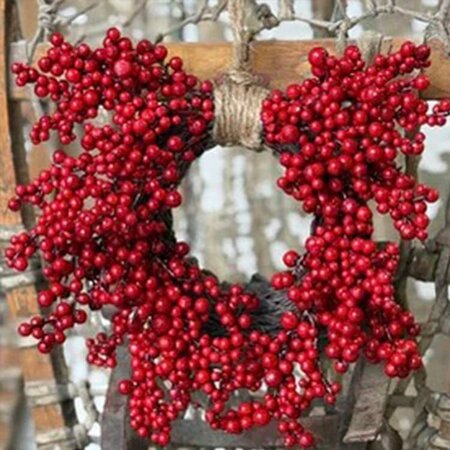 Winter Berry Hanging Wreath - 8"