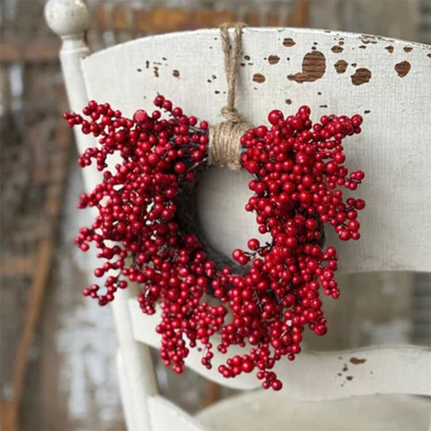 Winter Berry Hanging Wreath - 8"