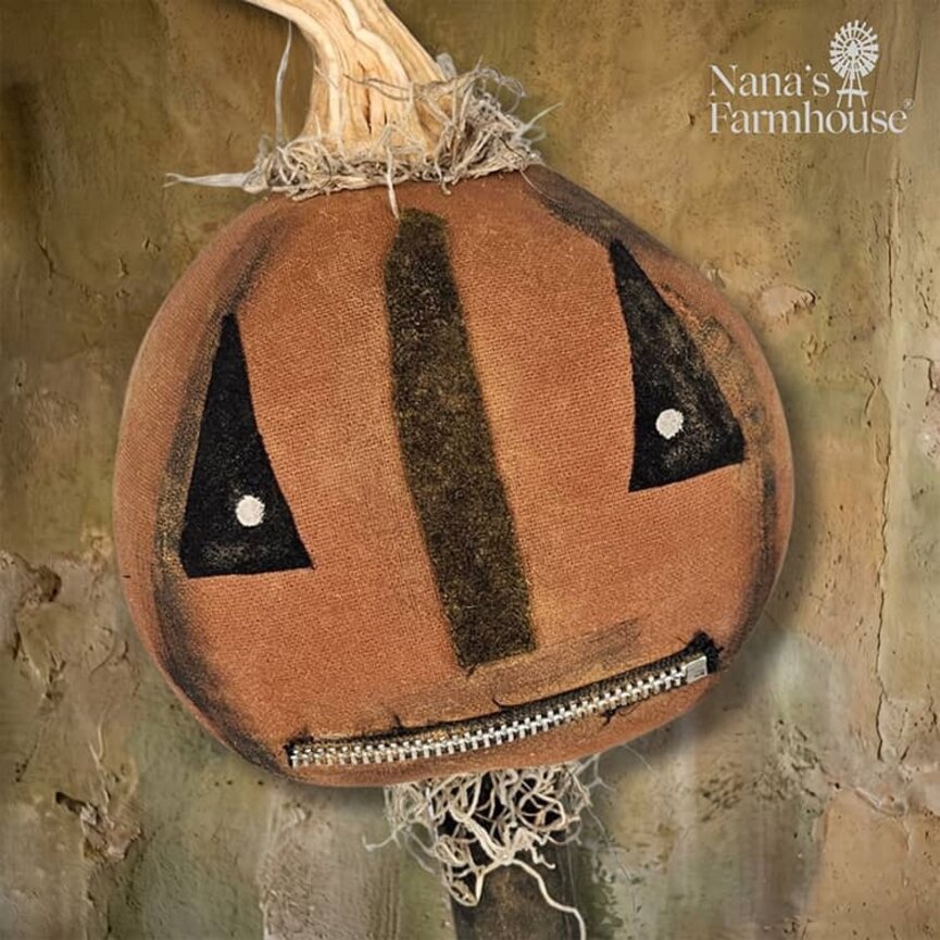 Zeek Pumpkin Head Wooden Post with Zipper Mouth - 12"