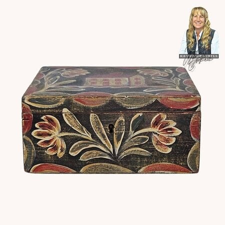 House & Floral Black Box