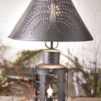 Innkeeper's Lamp with Shade