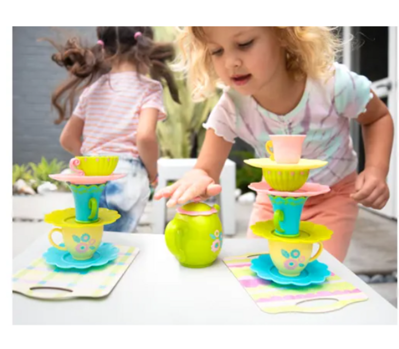 Teacup Pile-Up!™ Relay Game