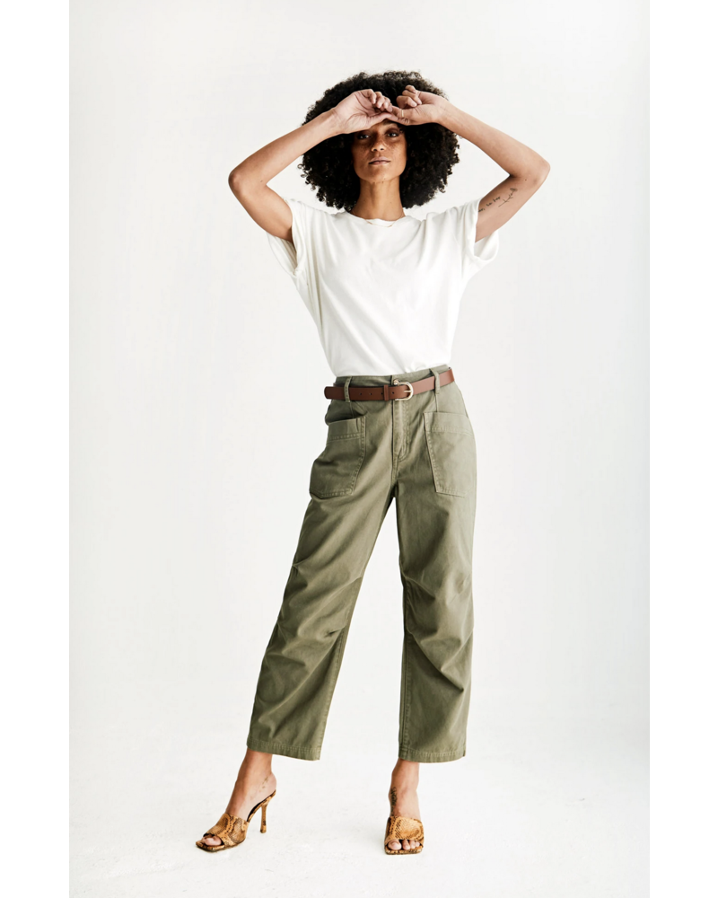 PISTOLA Josie Pleated Pant - Ladybird