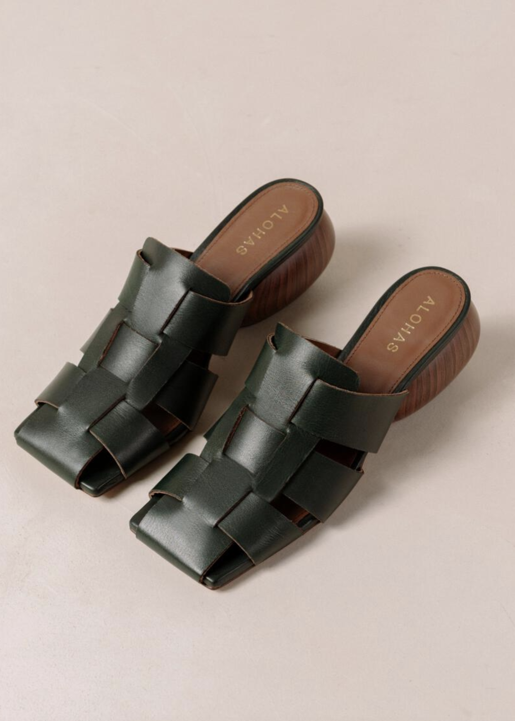 ALOHAS Women's Overcast Leather Toe Post Sandals - Ivory