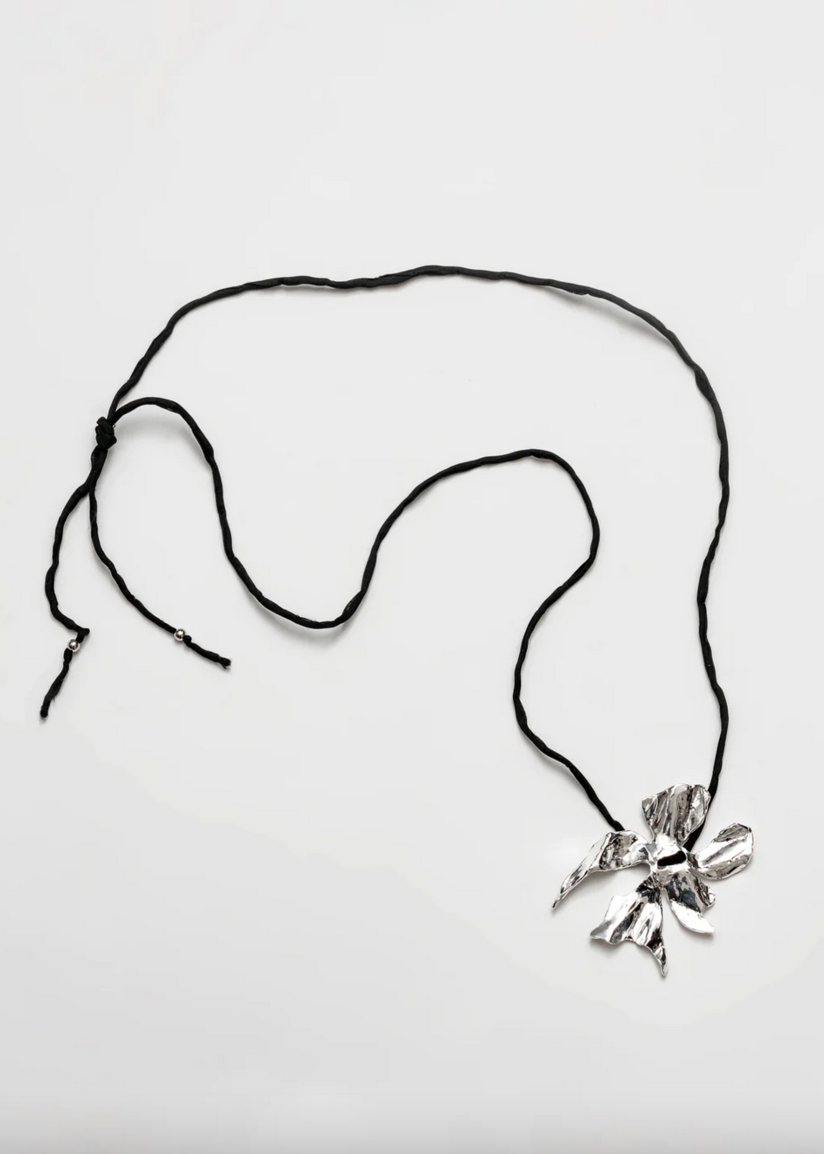 Wolf Circus Flower Cord Necklace