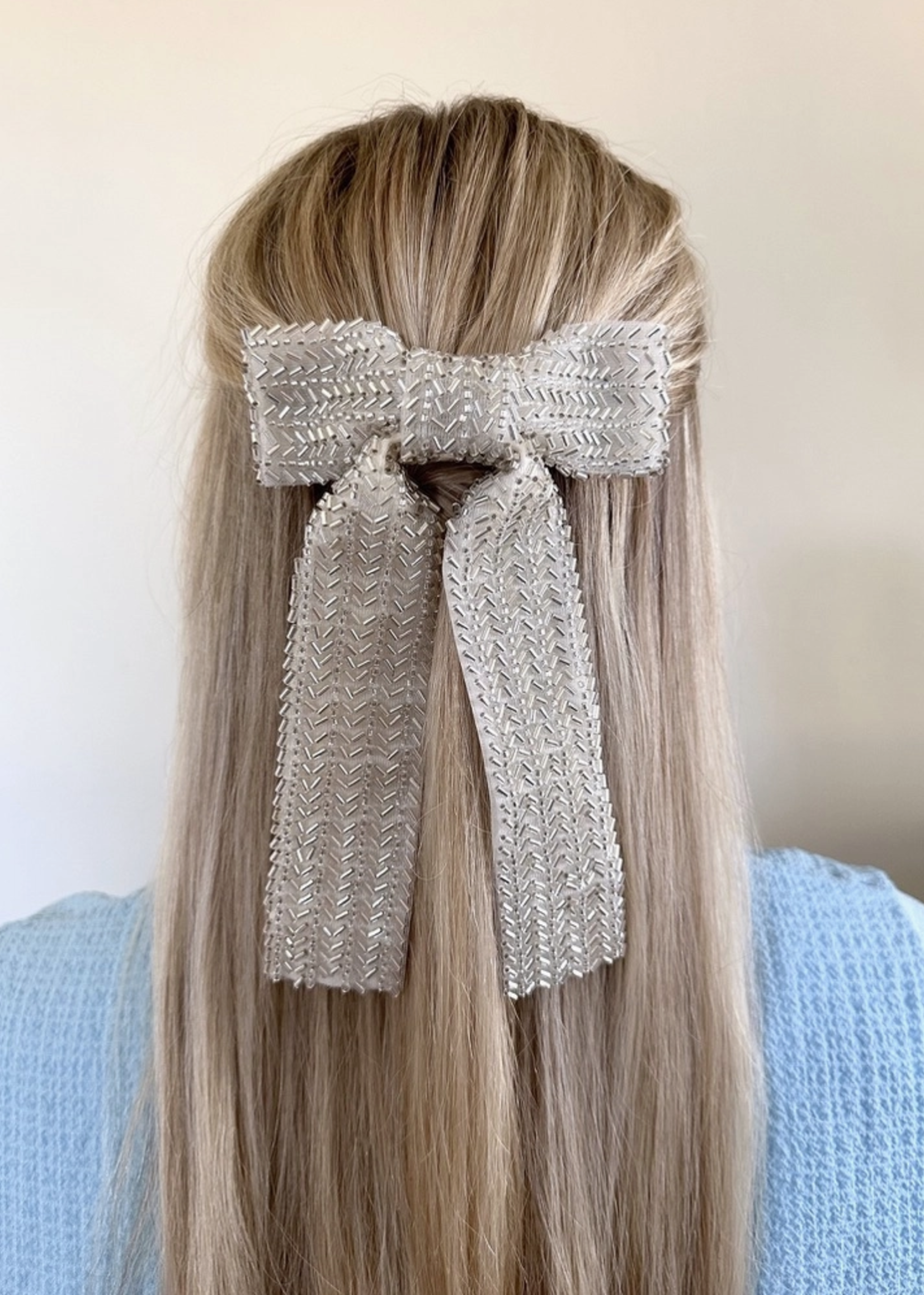 SE Beaded Hair Bow
