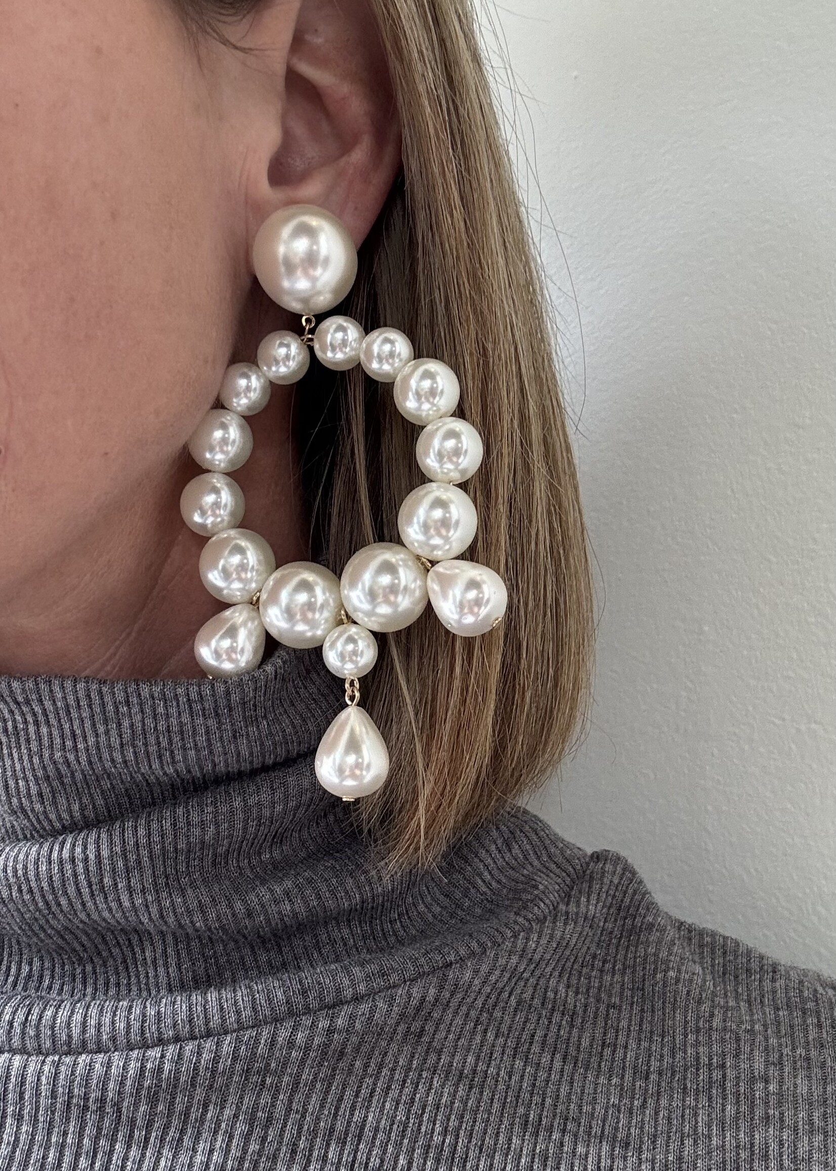 Francine Bramli Theonie Pearl Hoops