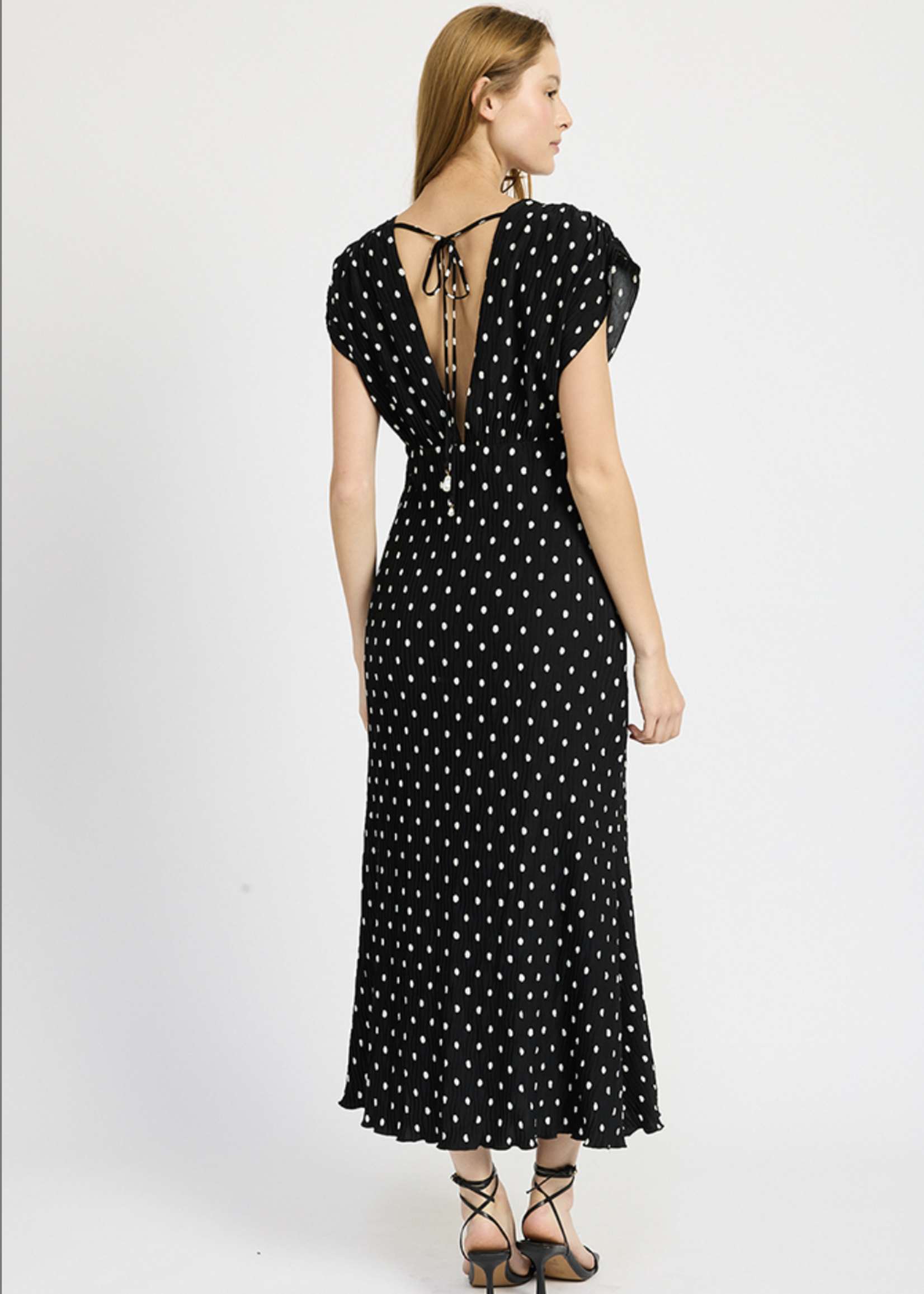 En Saison Wave Pleat Angel Maxi Dress