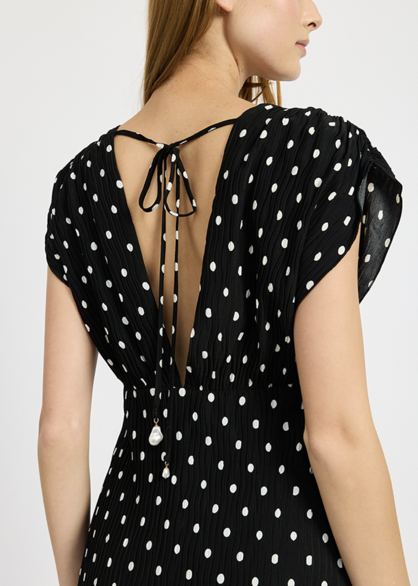 En Saison Wave Pleat Angel Maxi Dress