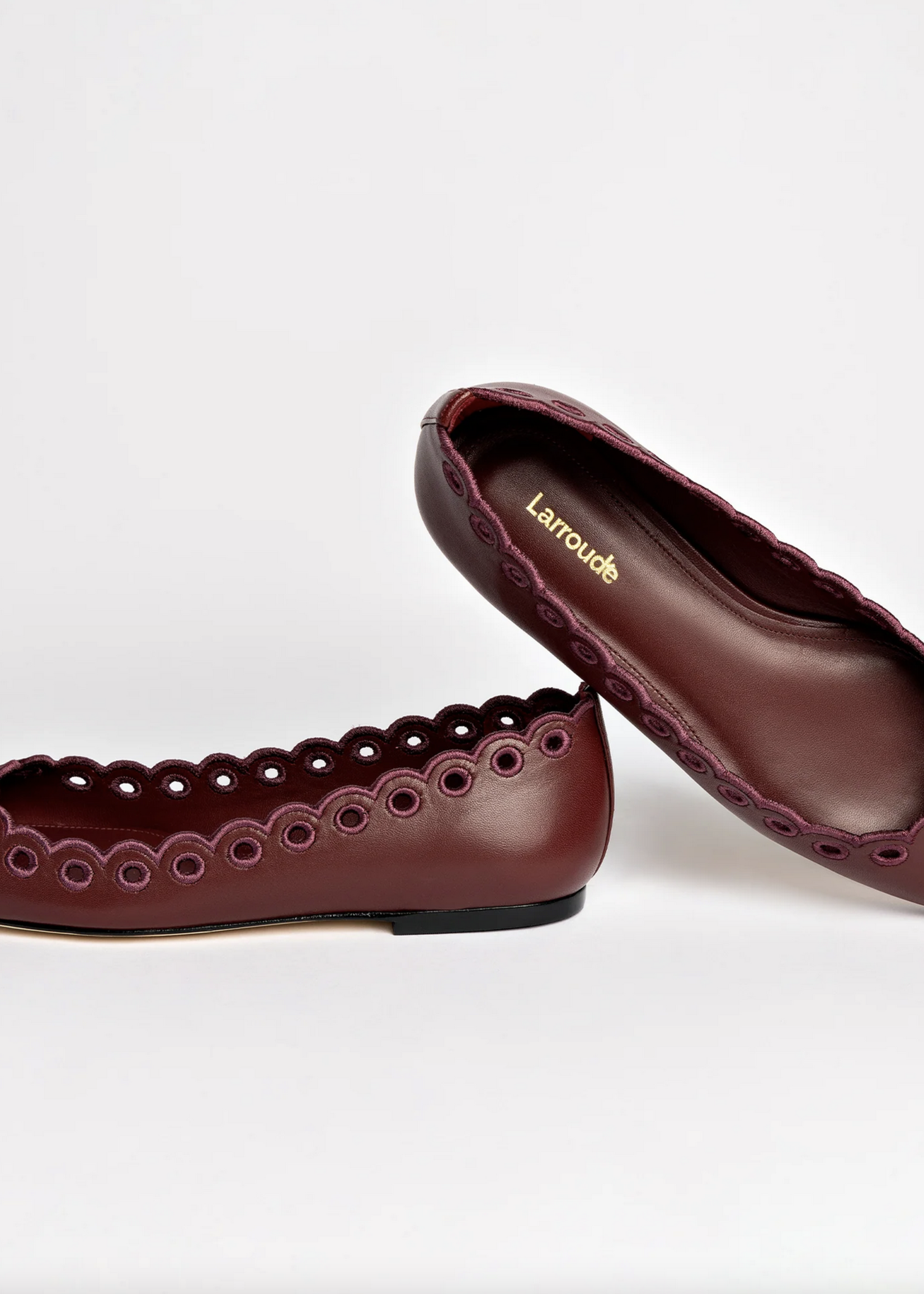 Larroude Meghan Broderie Flat