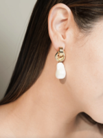 KOZAKH Nicole Vegan Pearl Earrings